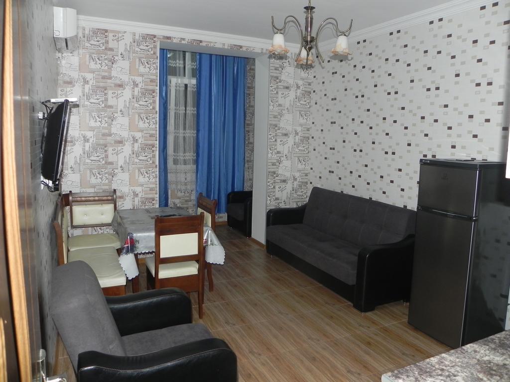 Apartment Rustaveli 59 Batoemi Buitenkant foto